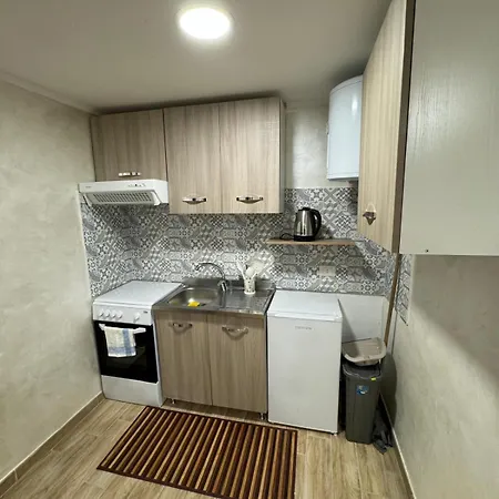 Spezzano House One * Neapol