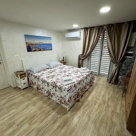 Spezzano House One *